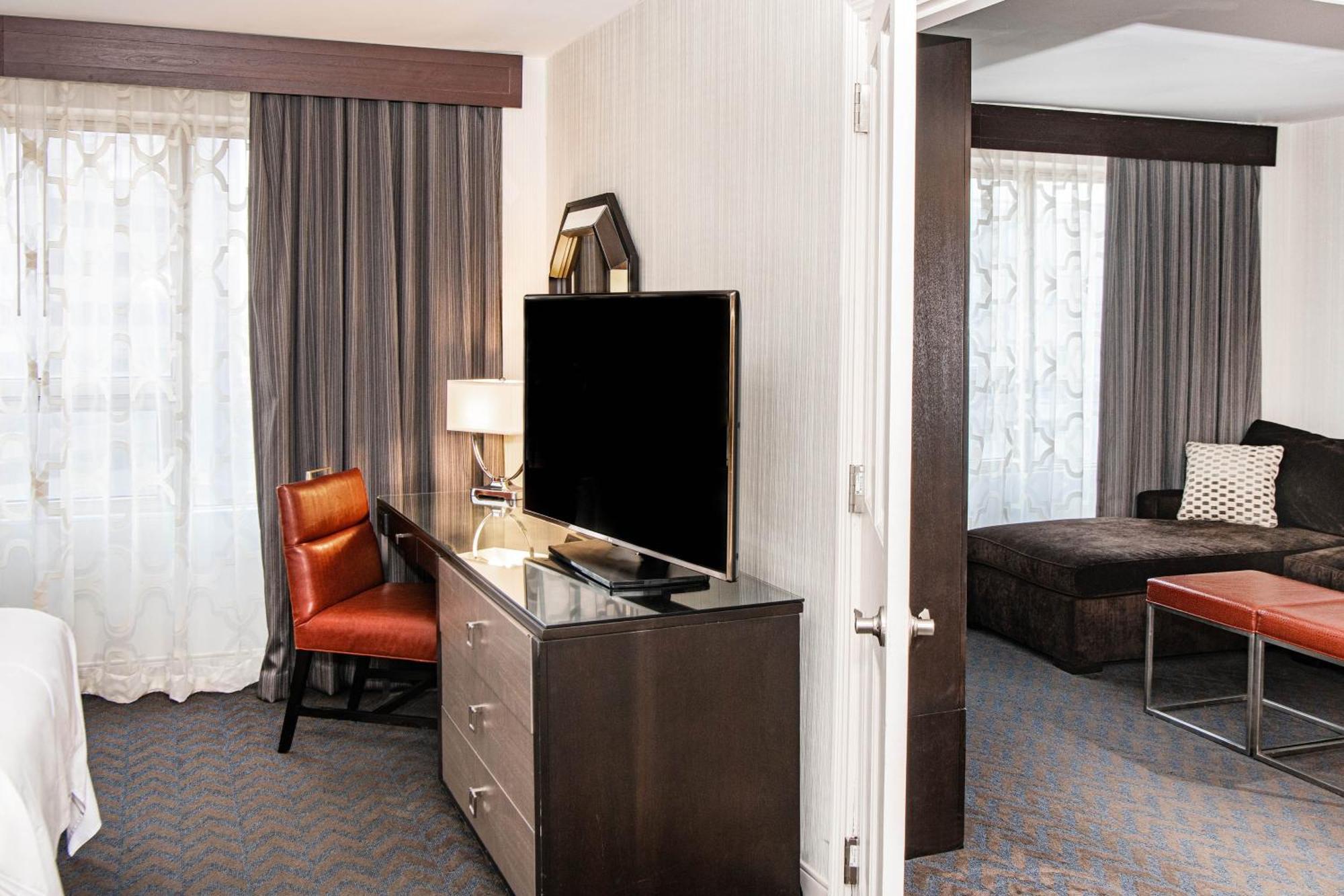 Sheraton Indianapolis City Centre Hotel Exteriör bild